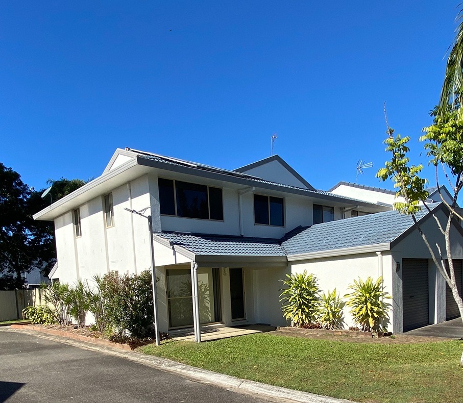 OH SO EASILY MANAGED - RETIREE AND FIRST TIME BUYER READY.  ALL FOR $1.2M.