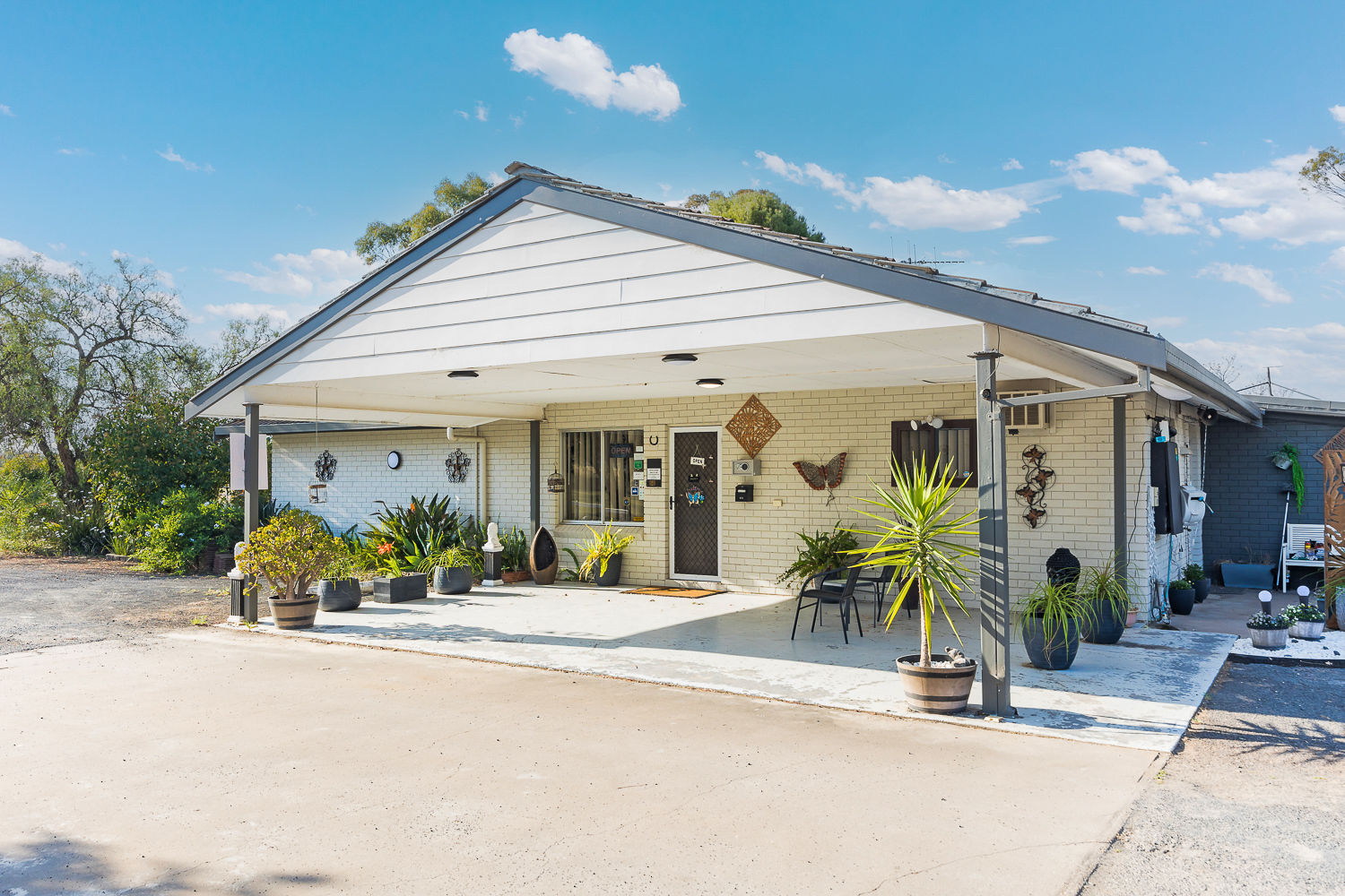 Castlereagh Motor Inn – Established Freehold Motel with DA for another 10 rooms