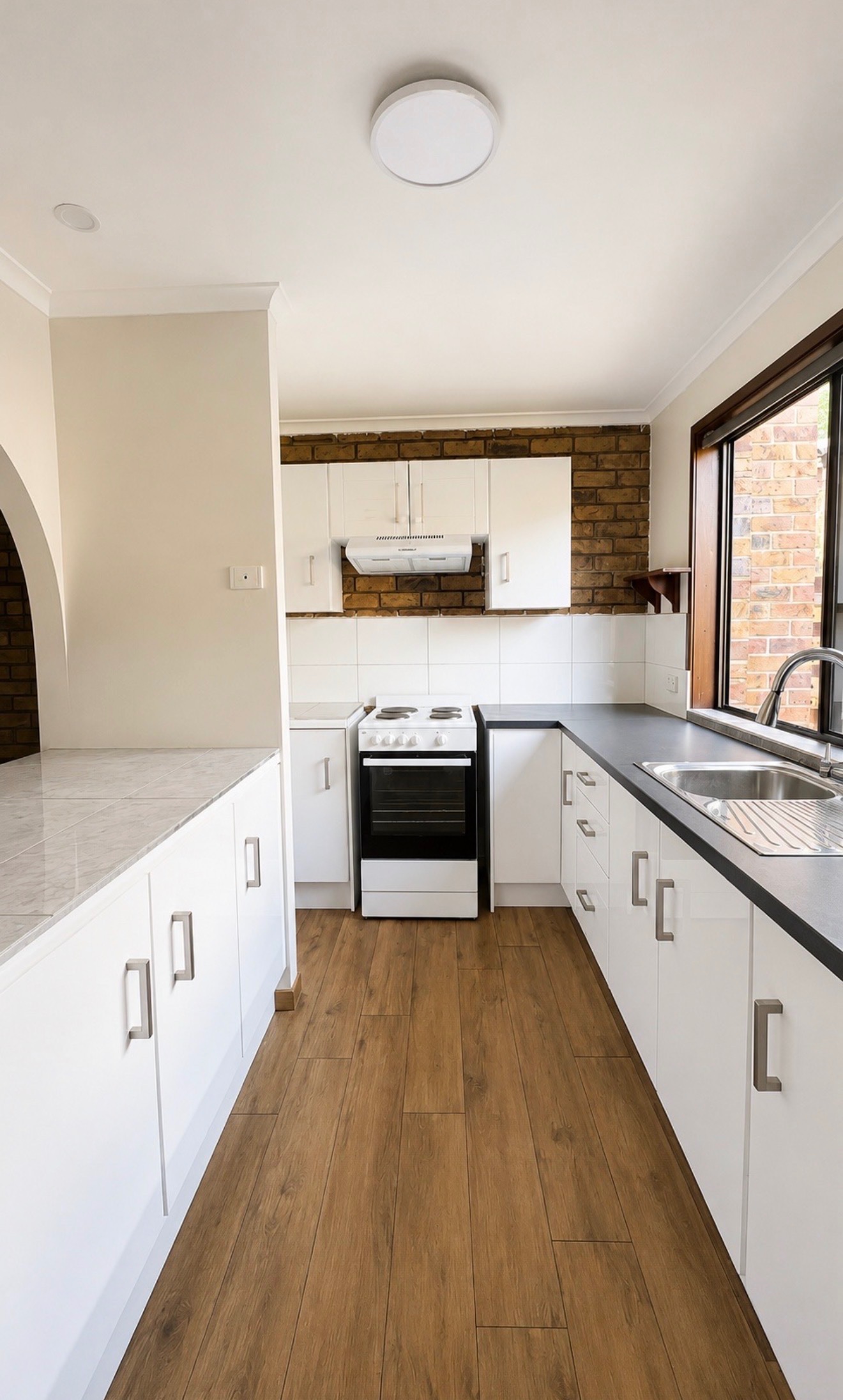 Furnished 2 bedroom townhouse in great location!