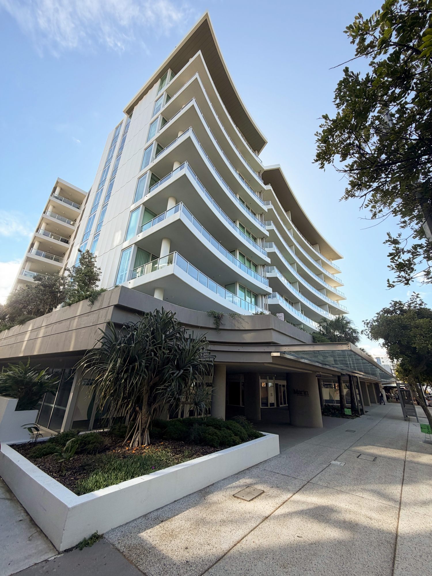 PREMIUM WATERFRONT CARETAKING ONLY - $213K+ INCOME | Resort Brokers ID : MRC009300
