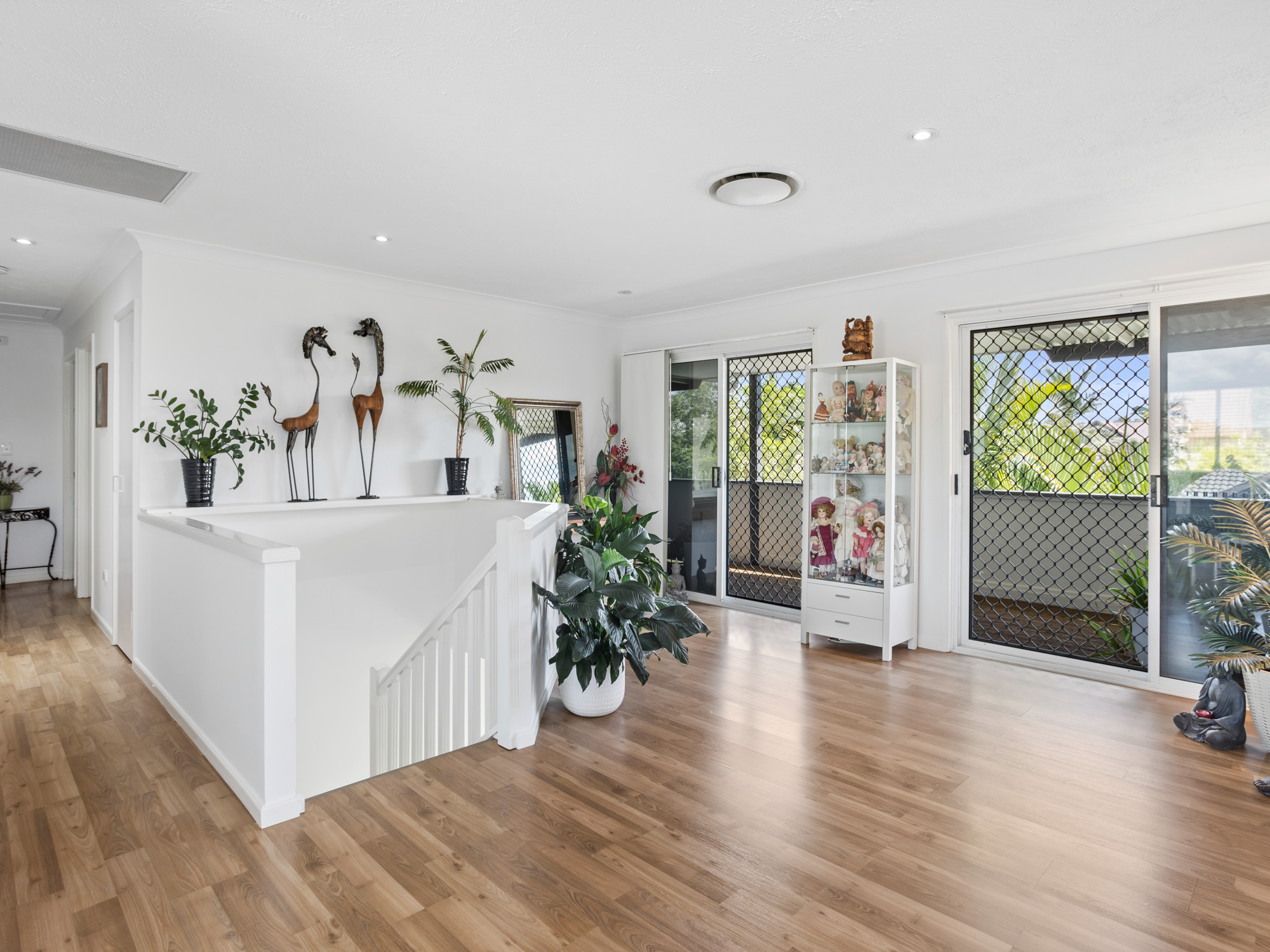 Prime Benowa Location. Long Agreements. No Set Office Hours.
