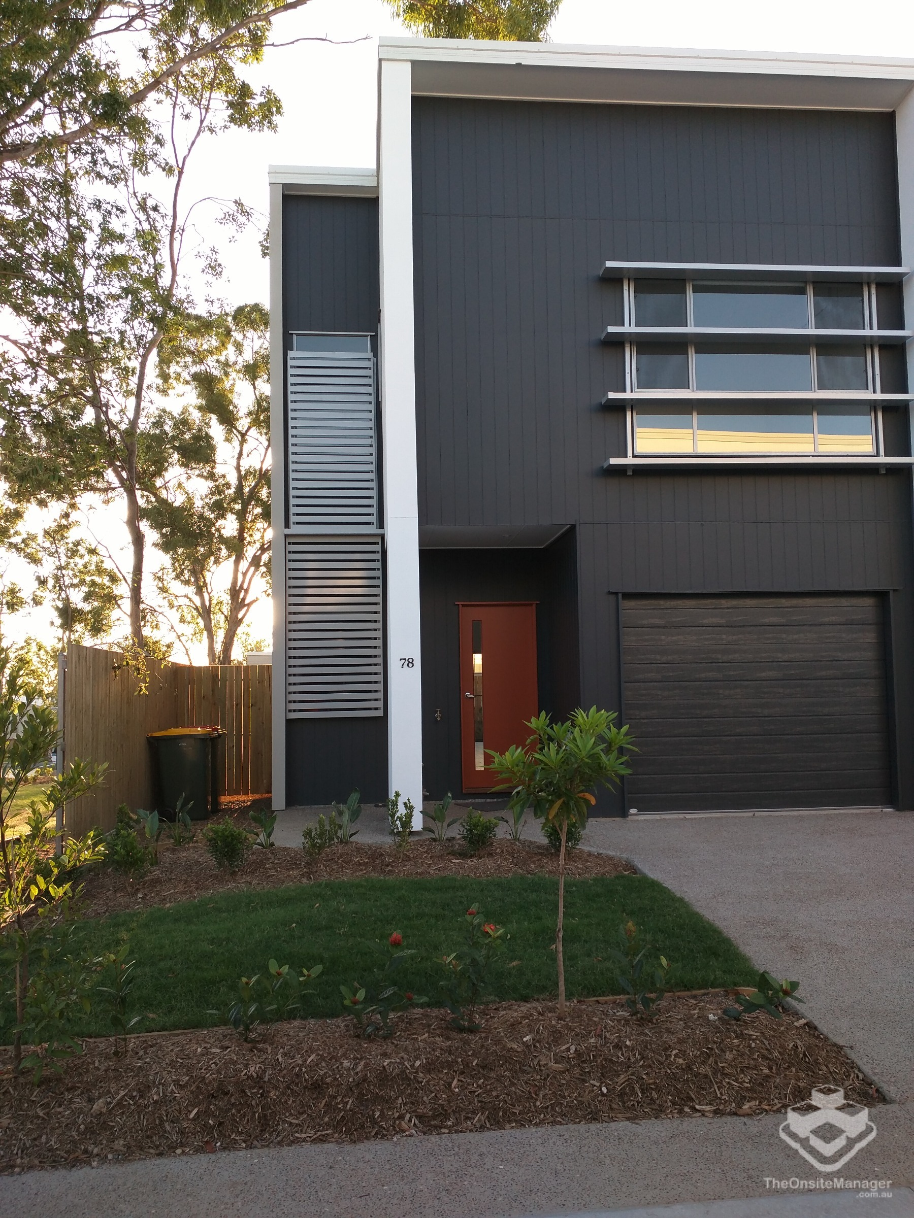 Rental at 10 Lakewood Avenue, Parkinson