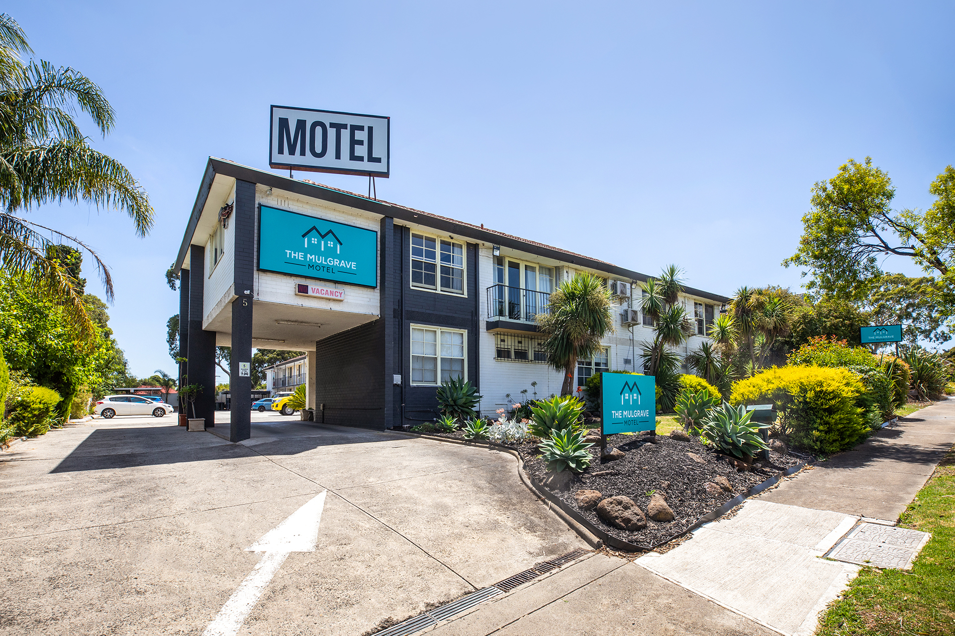Rare 26 Key Metropolitan Melbourne Motel Leasehold | Resort Brokers ID : LH009342