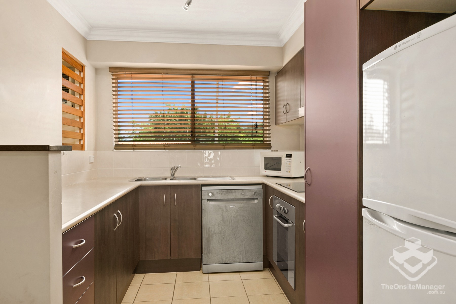 Make an Offer now invited!  A Investors Golden Opportunity
