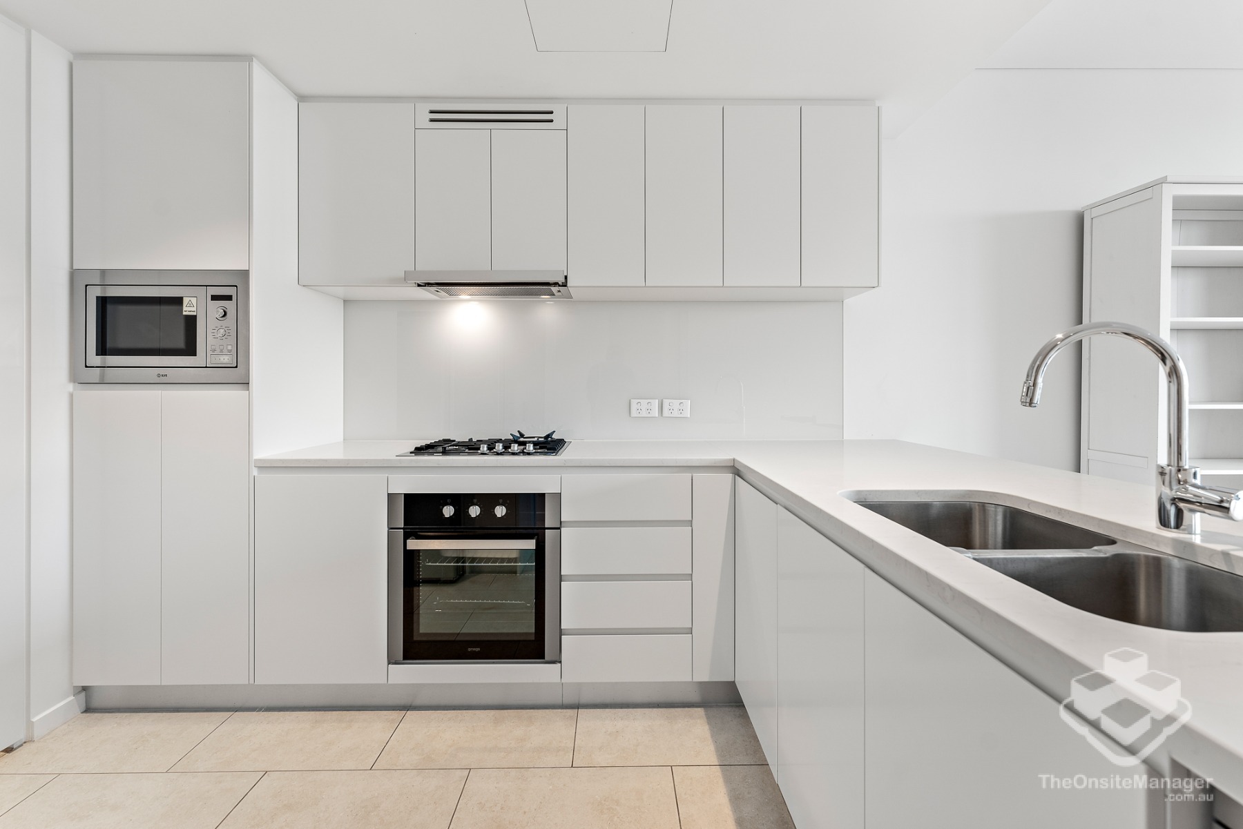Elevated 3 Bedroom Apartment with City Lifestyle & Investment Appeal