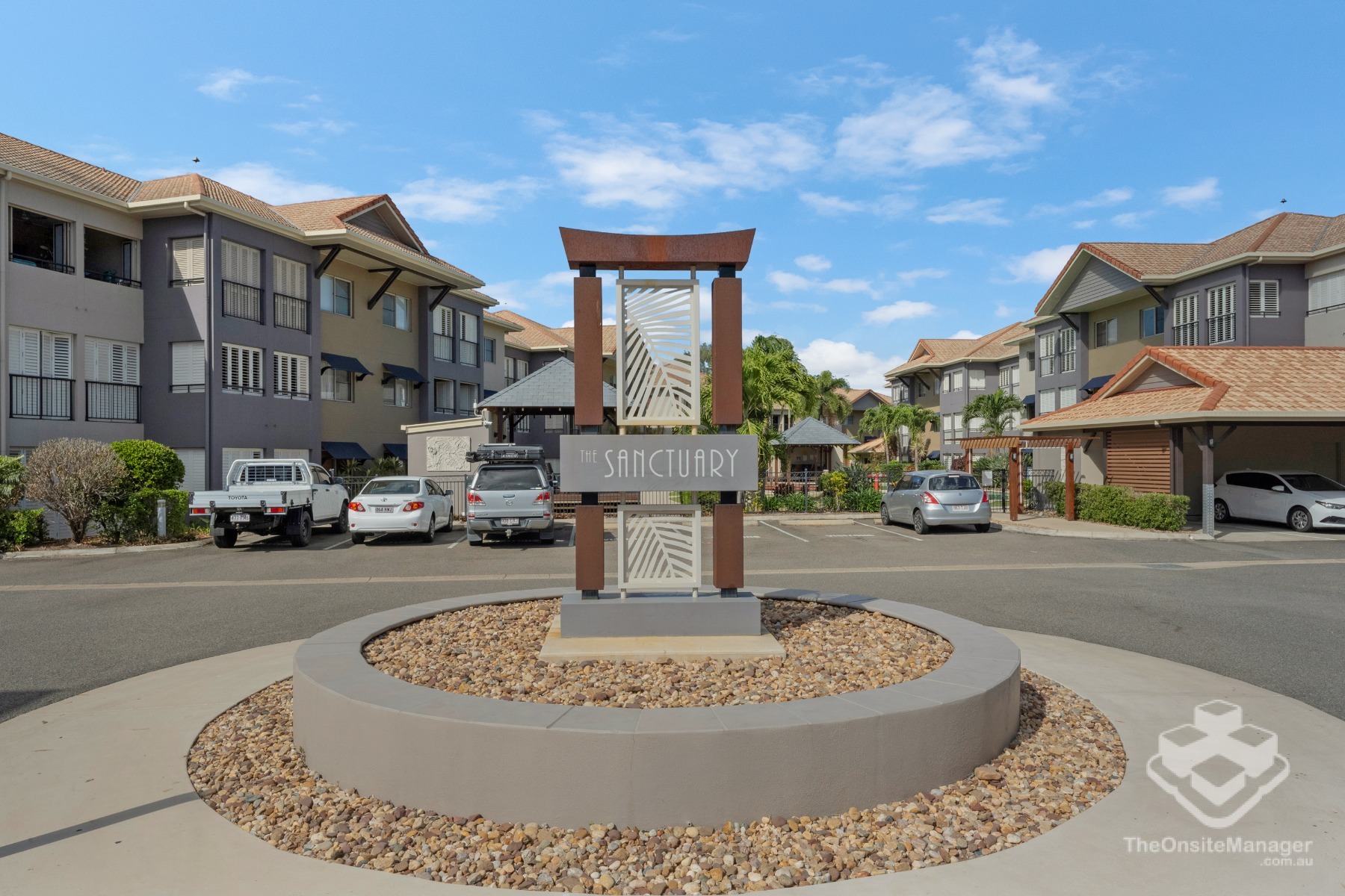 Ground Floor 2 Bed 2 Bath Unit!