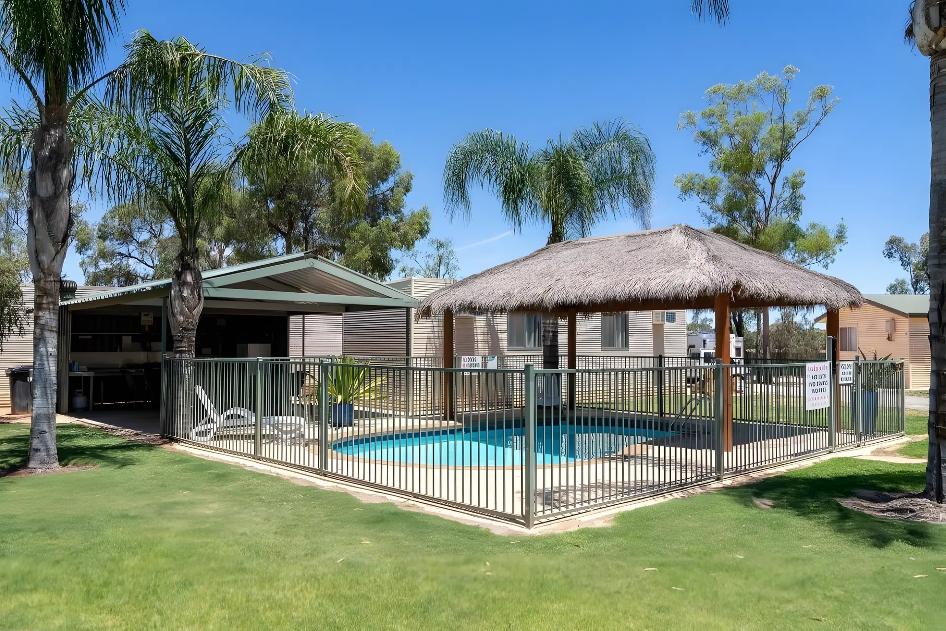PROVEN BUSINESS. SECURE LEASE. SIGNIFICANT UPSIDE. | Resort Brokers ID : LH009366
