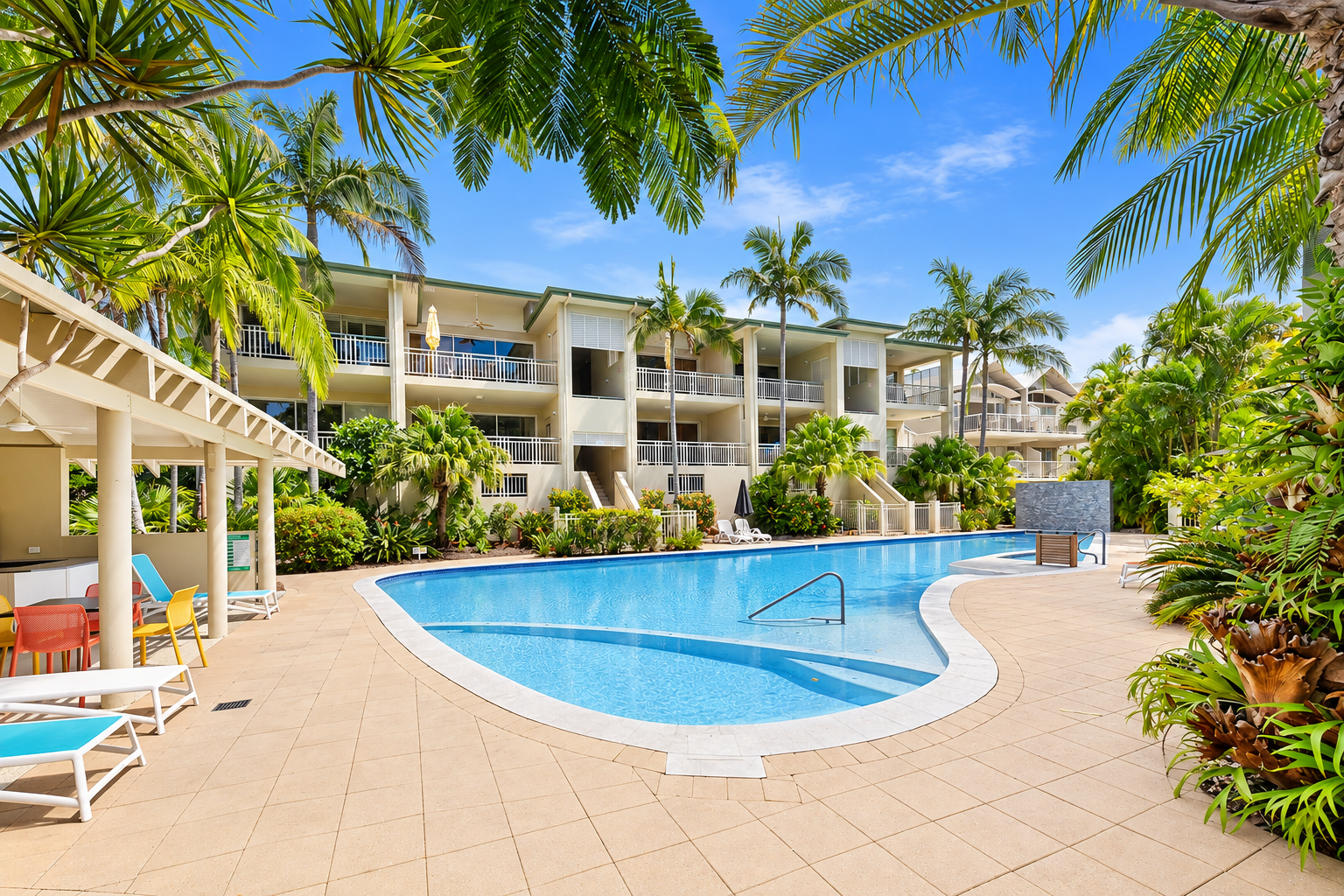 RARE NOOSAVILLE BUSINESS-ONLY OPPORTUNITY | GYMPIE TERRACE | Resort Brokers ID : MRB009373