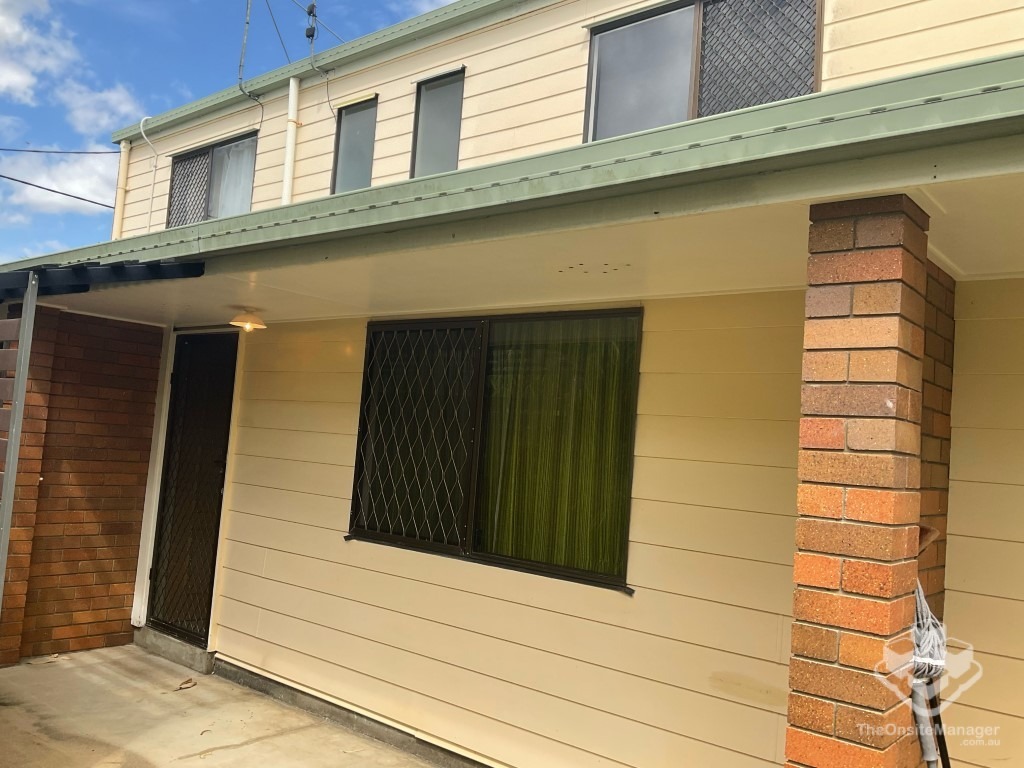 Townhouse 2 Bed 1 Bath 1 Car