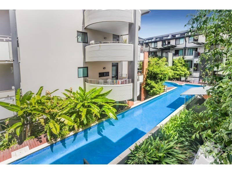 Rental at 93/139 Commercial Road, Teneriffe