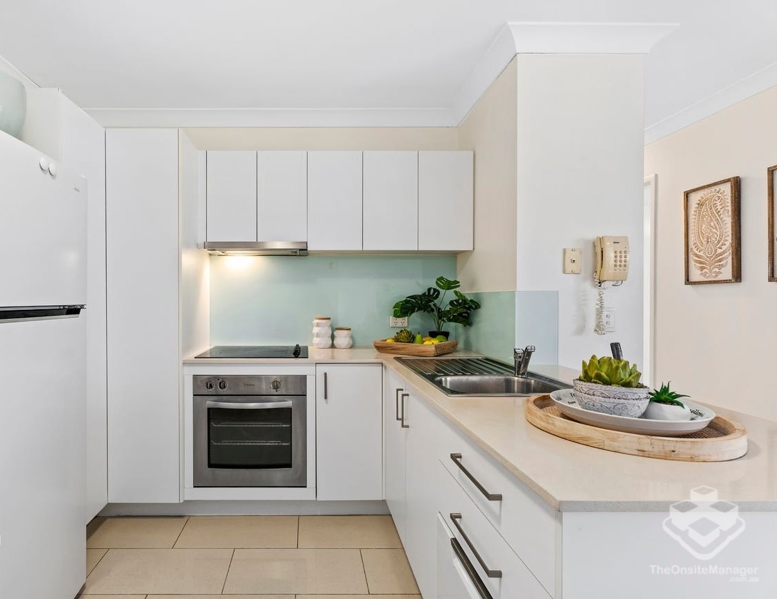 Bay Lodge Apartments, Surfers Paradise