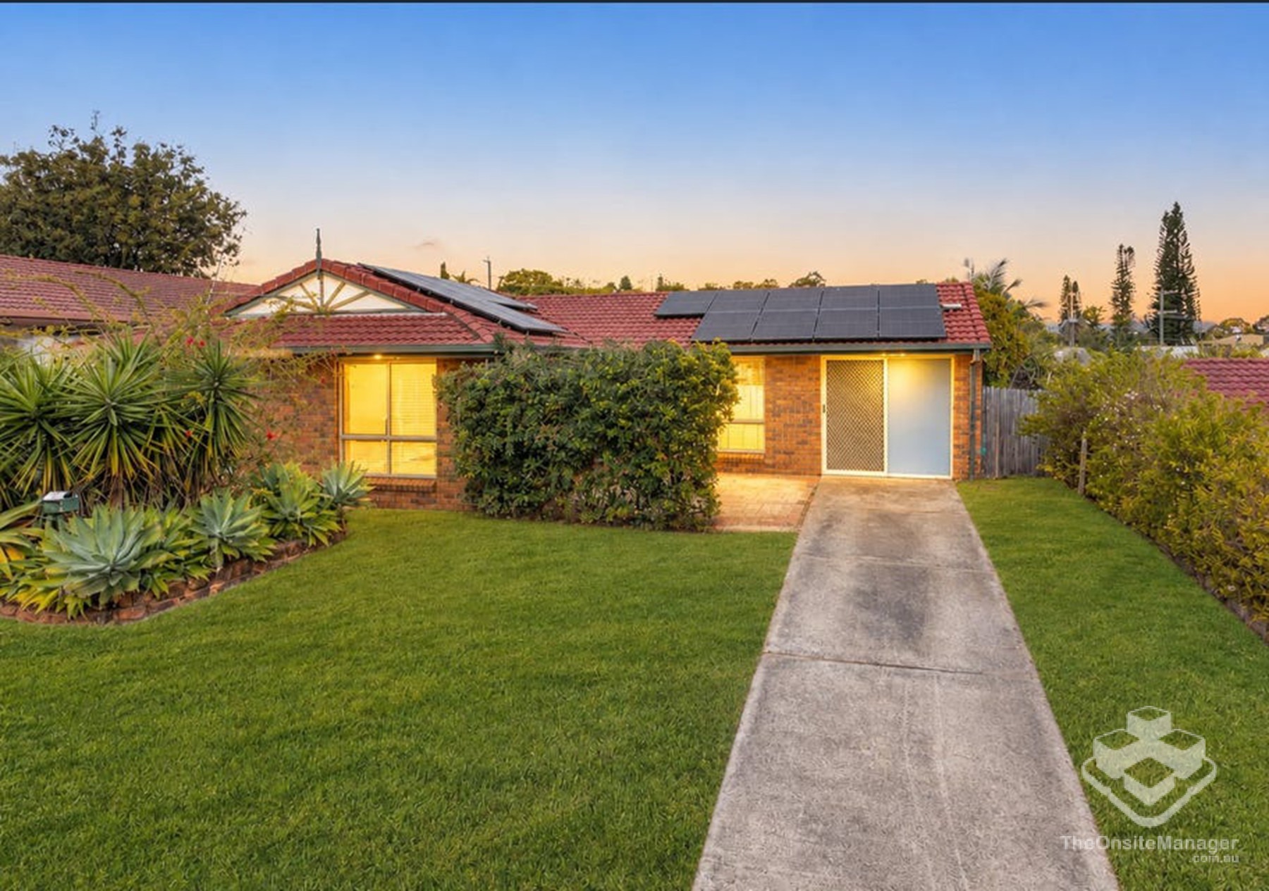 Charming Lowset Home with Spacious Yard & Easy-Care Living