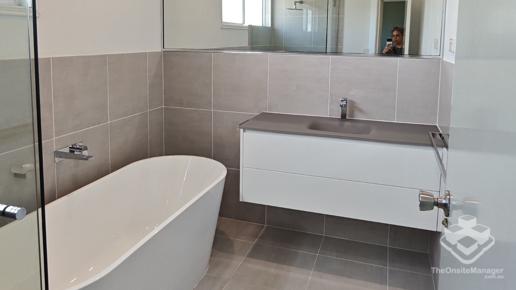 Renovated Townhouse Opposite Eli Waters Shopping Centre – $520 per Week