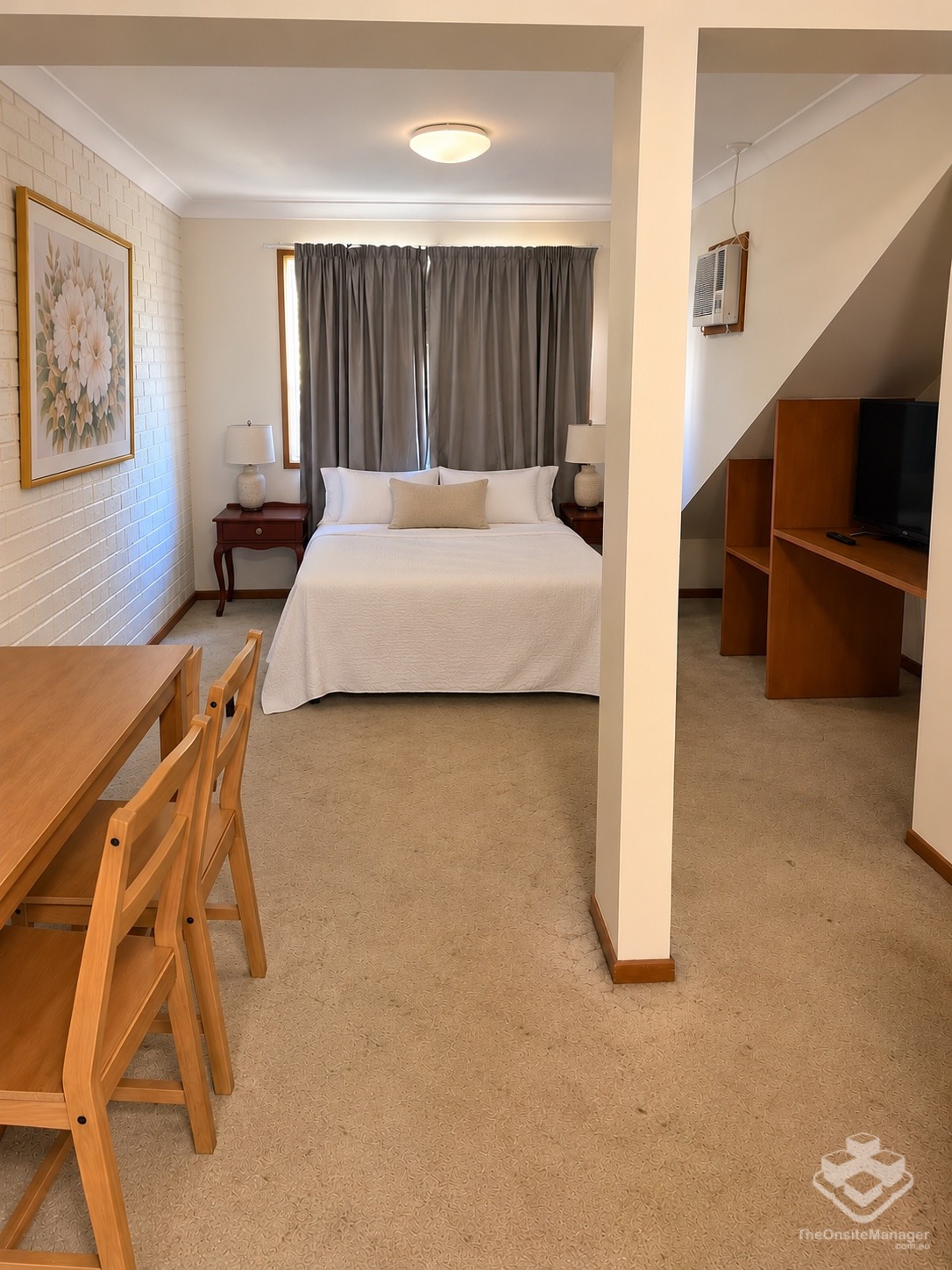 Quality furnished unit in prime location