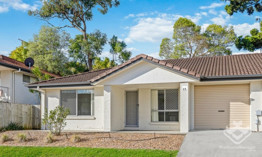 Comfortable Three-Bedroom Townhouse in a Peaceful Complex – Available Now