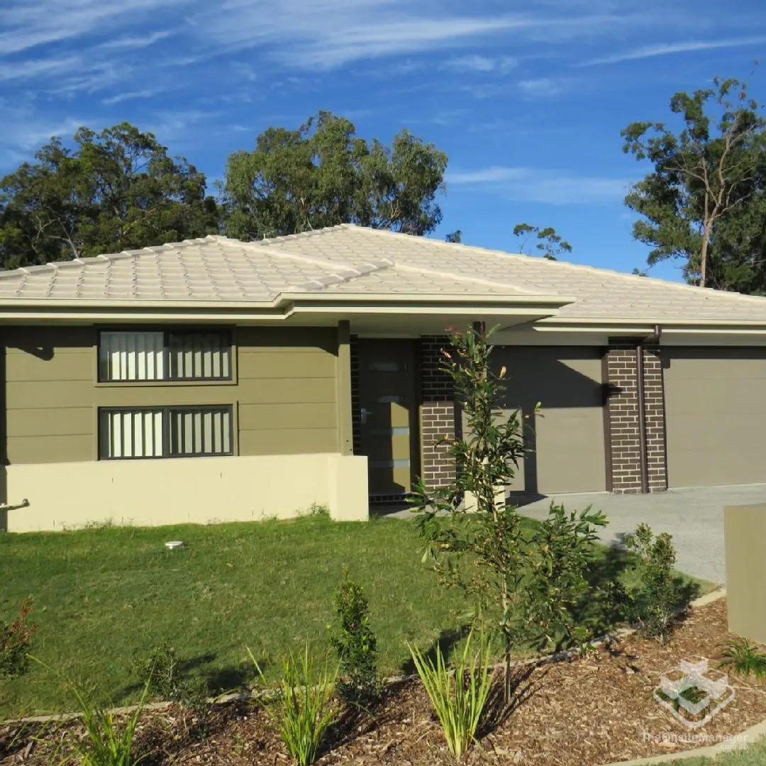 Stylish, Easy Living with Private Courtyard