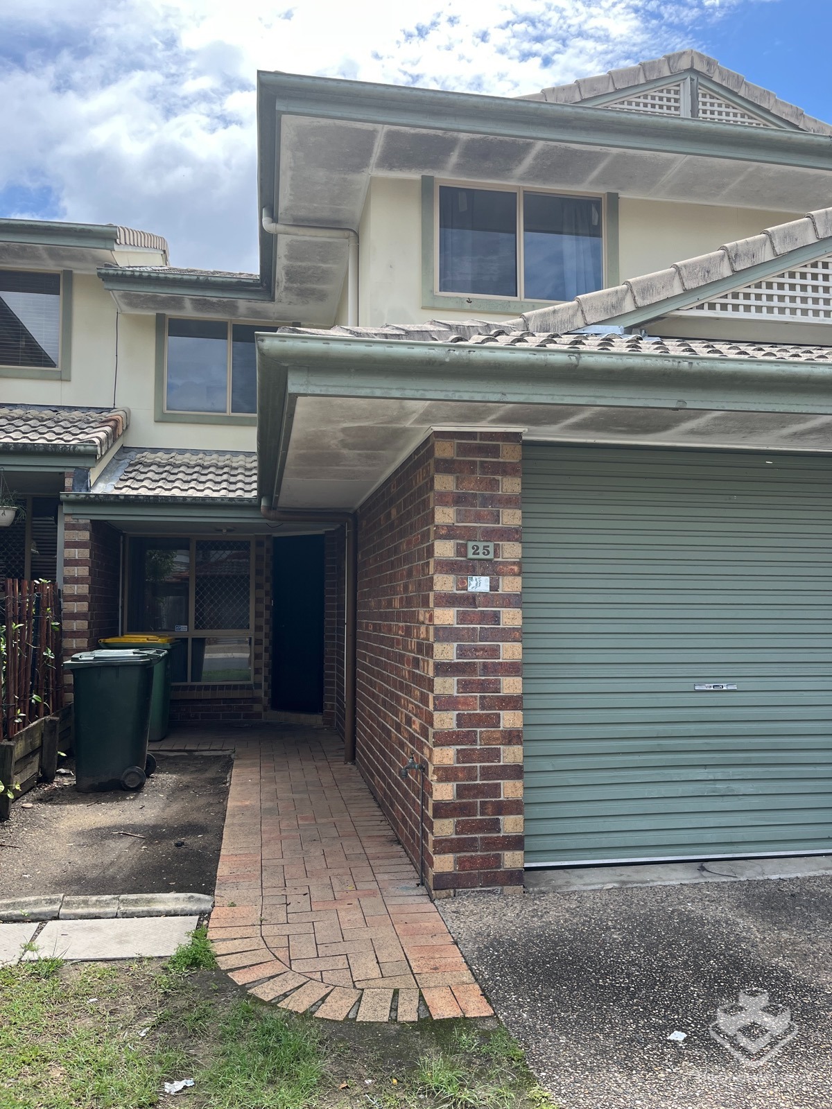 Freshly Presented 3-Bedroom Townhouse in Greenwood Heights