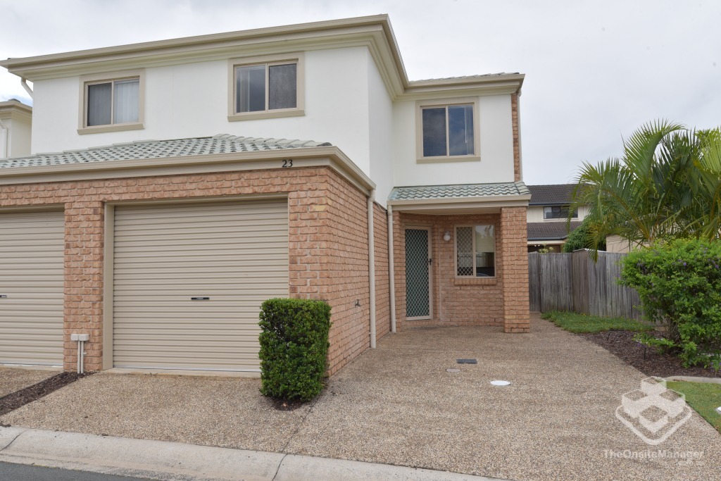 Walk to School! Spacious Townhouse for Rent in Sunnybank Hills